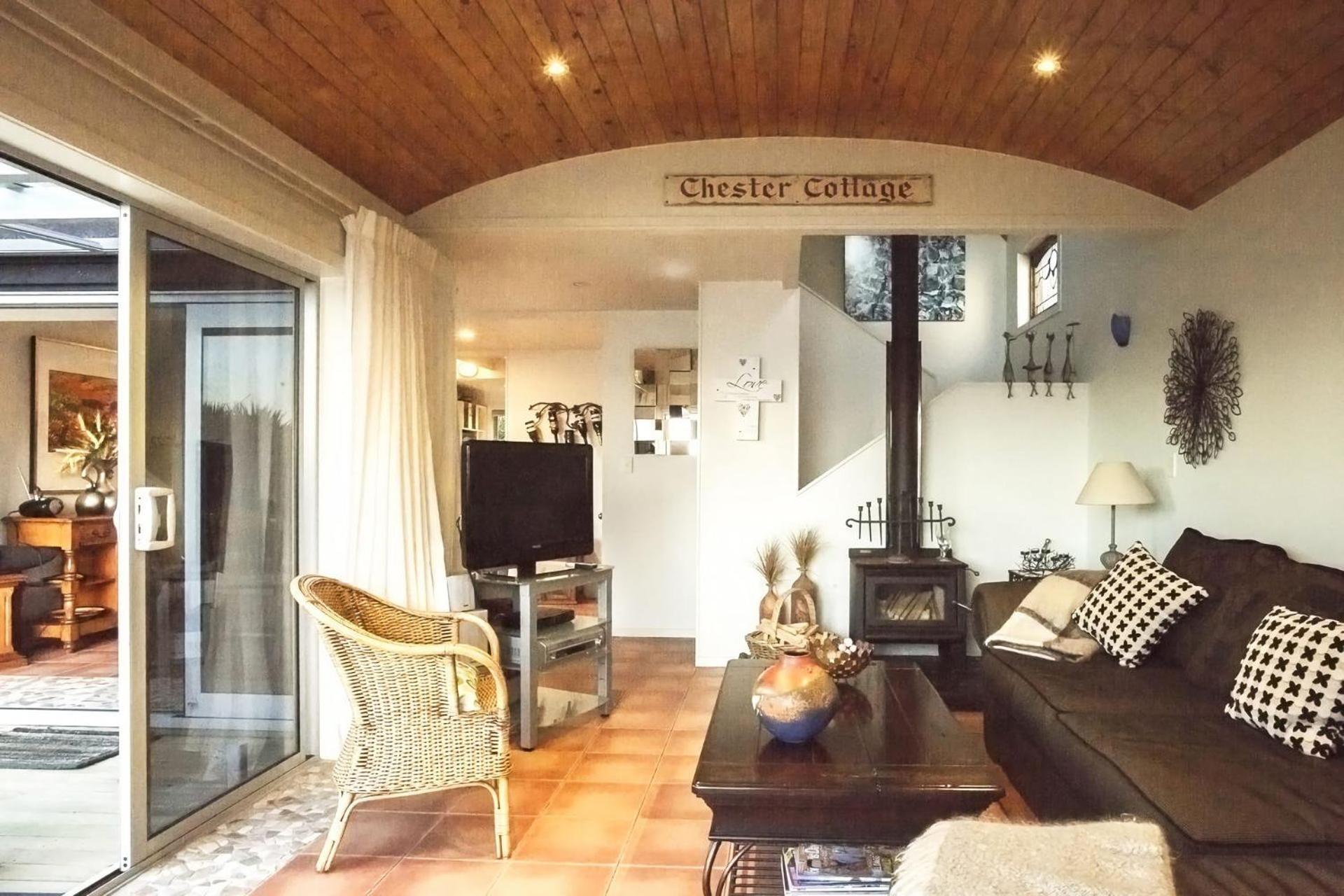 Chester Cottage Beachfront Oakura Buitenkant foto